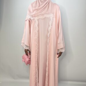 L’ensemble lace rose