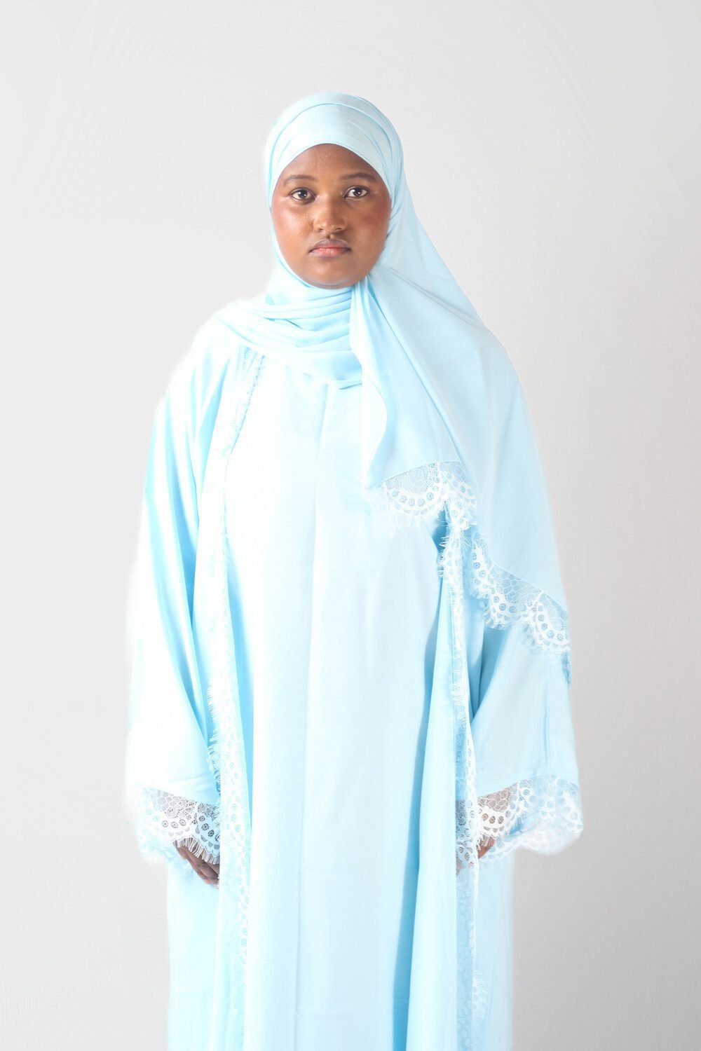 L’ensemble lace bleu ciel – Image 2
